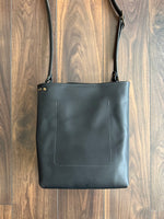 Load image into Gallery viewer, Everyday Tote - Black Crossbody
