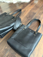 Load image into Gallery viewer, Everyday Tote - Black
