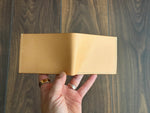 Load image into Gallery viewer, Jeff Bifold - Natural
