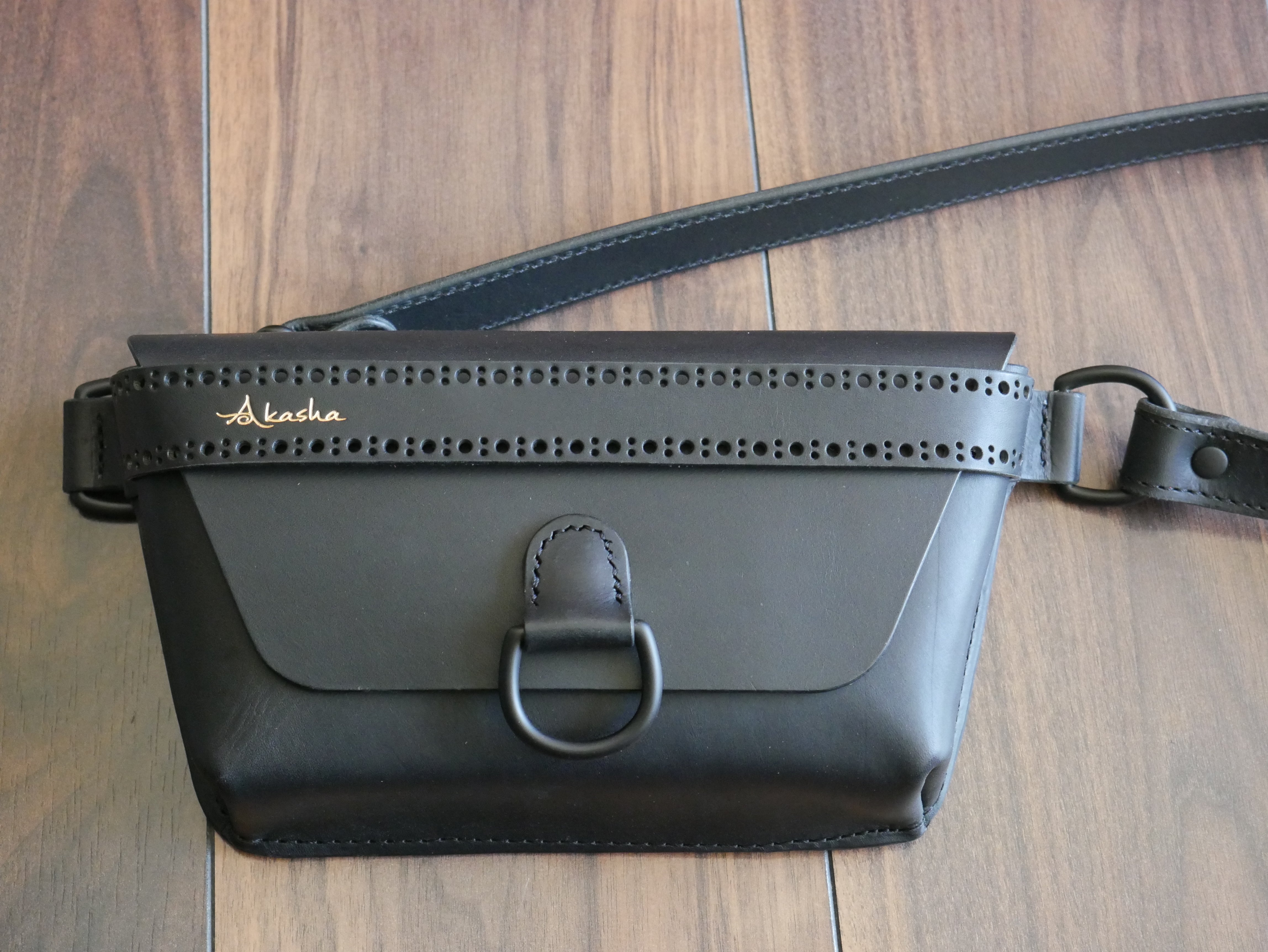 Conversion 2.0 Bag - Black Classic Straight