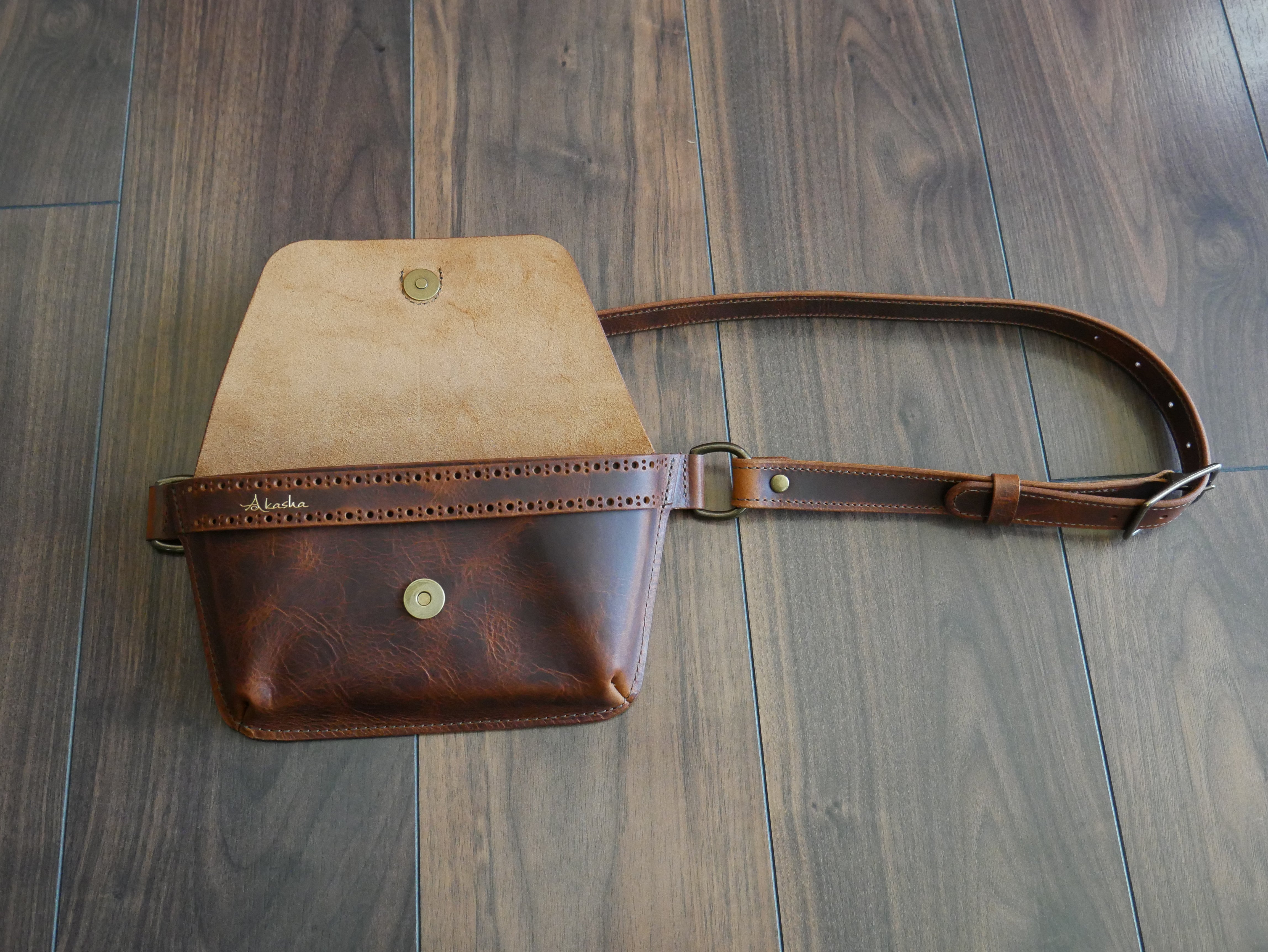 Conversion Bag - Waxy Cognac Classic Straight